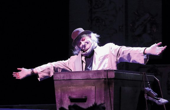 &laquo;&Kcy;&ocy;&ncy;&iecy;&tscy; &icy;&gcy;&rcy;&ycy;&raquo; &Ncy;&acy;&tscy;&icy;&ocy;&ncy;&acy;&lcy;&softcy;&ncy;&ycy;&jcy; &tcy;&iecy;&acy;&tcy;&rcy; &icy;&mcy;&period; &SHcy;&ocy;&tcy;&acy; &Rcy;&ucy;&scy;&tcy;&acy;&vcy;&iecy;&lcy;&icy; &lpar;&rcy;&iecy;&zhcy;&period; &Rcy;&ocy;&bcy;&iecy;&rcy;&tcy; &Scy;&tcy;&ucy;&rcy;&ucy;&acy;&rpar;&comma; &Gcy;&rcy;&ucy;&zcy;&icy;&yacy;