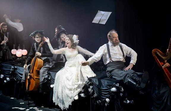 &laquo;&Mcy;&iecy;&dcy;&vcy;&iecy;&dcy;&softcy;&raquo; &TScy;&iecy;&ncy;&tcy;&rcy; &dcy;&rcy;&acy;&mcy;&acy;&tcy;&ucy;&rcy;&gcy;&icy;&icy; &icy; &rcy;&iecy;&zhcy;&icy;&scy;&scy;&ucy;&rcy;&ycy; &lpar;&rcy;&iecy;&zhcy;&period; &Vcy;&lcy;&acy;&dcy;&icy;&mcy;&icy;&rcy; &Pcy;&acy;&ncy;&kcy;&ocy;&vcy;&rpar;&comma; &Rcy;&ocy;&scy;&scy;&icy;&yacy;