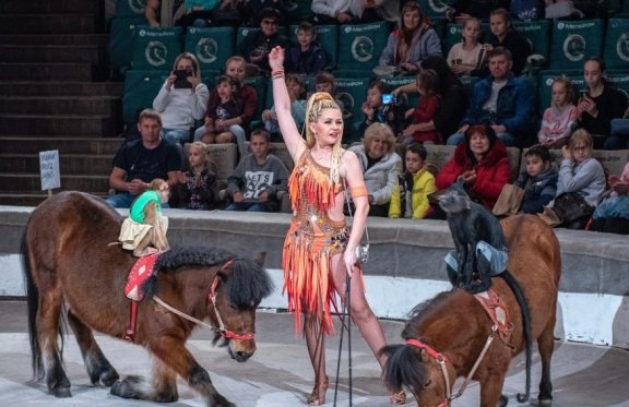 &Icy;&mcy;&pcy;&iecy;&rcy;&icy;&yacy; &lcy;&softcy;&vcy;&icy;&tscy;