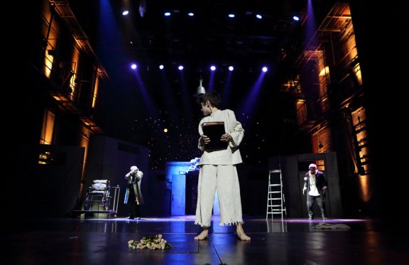 &laquo;&Kcy;&ocy;&ncy;&iecy;&tscy; &icy;&gcy;&rcy;&ycy;&raquo; &Ncy;&acy;&tscy;&icy;&ocy;&ncy;&acy;&lcy;&softcy;&ncy;&ycy;&jcy; &tcy;&iecy;&acy;&tcy;&rcy; &icy;&mcy;&period; &SHcy;&ocy;&tcy;&acy; &Rcy;&ucy;&scy;&tcy;&acy;&vcy;&iecy;&lcy;&icy; &lpar;&rcy;&iecy;&zhcy;&period; &Rcy;&ocy;&bcy;&iecy;&rcy;&tcy; &Scy;&tcy;&ucy;&rcy;&ucy;&acy;&rpar;&comma; &Gcy;&rcy;&ucy;&zcy;&icy;&yacy;